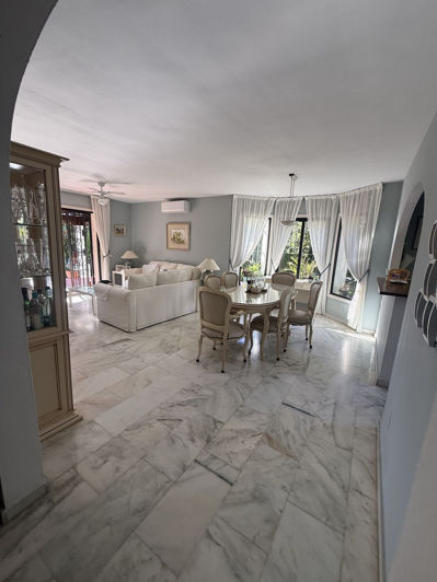 Image No.27-4 Bed Villa for sale