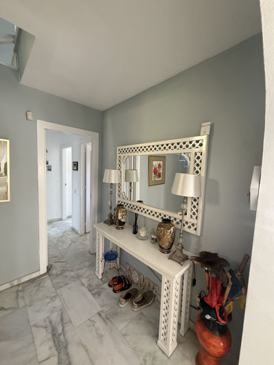 Image No.37-4 Bed Villa for sale