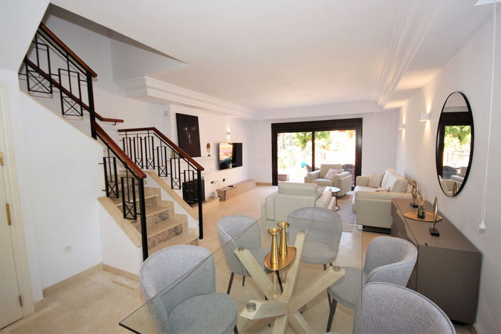 Image No.12-2 Bed Townhouse for sale