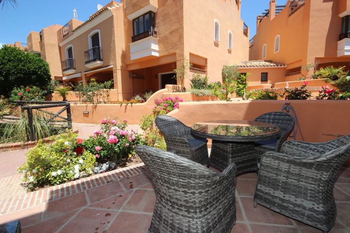 Image No.14-2 Bed Townhouse for sale