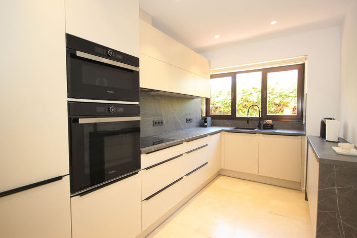 Image No.21-2 Bed Townhouse for sale