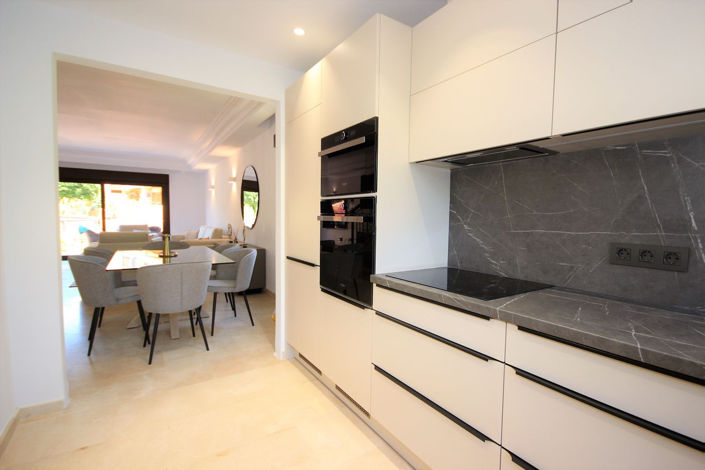 Image No.22-2 Bed Townhouse for sale