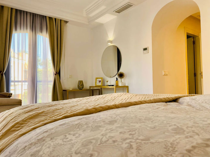 Image No.23-2 Bed Townhouse for sale