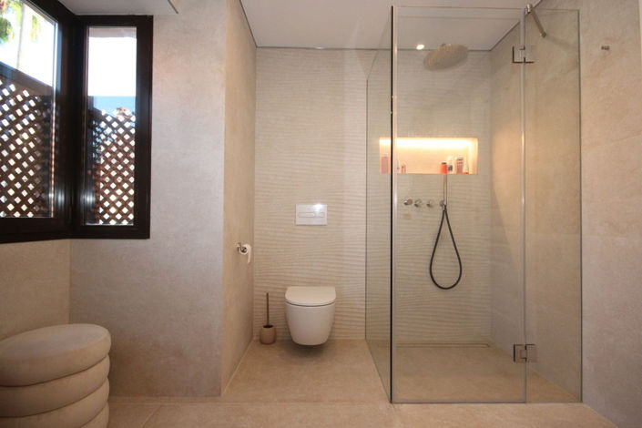 Image No.30-2 Bed Townhouse for sale