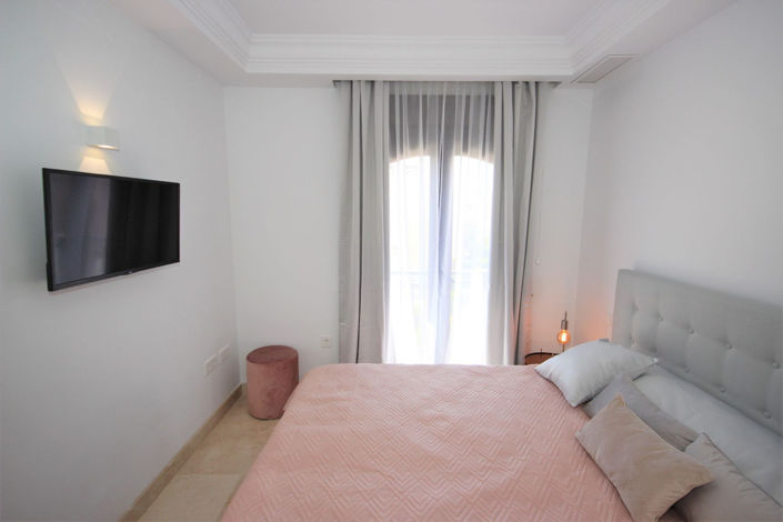 Image No.37-2 Bed Townhouse for sale