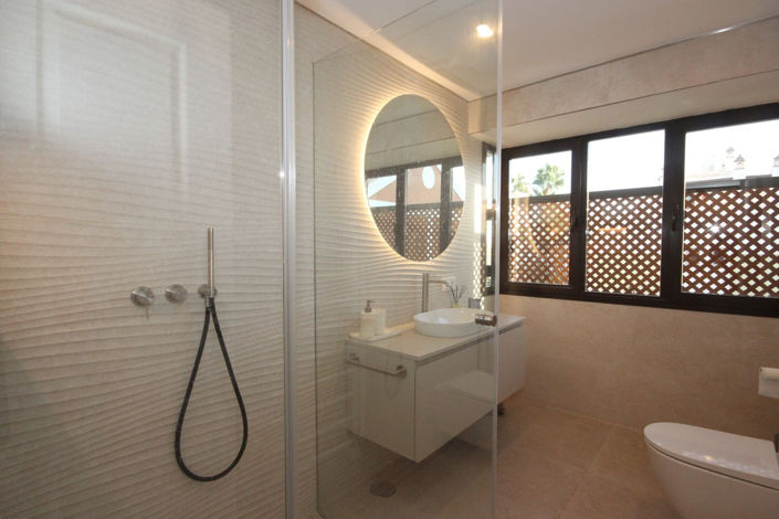 Image No.43-2 Bed Townhouse for sale