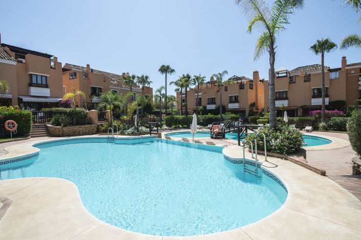 Image No.49-2 Bed Townhouse for sale