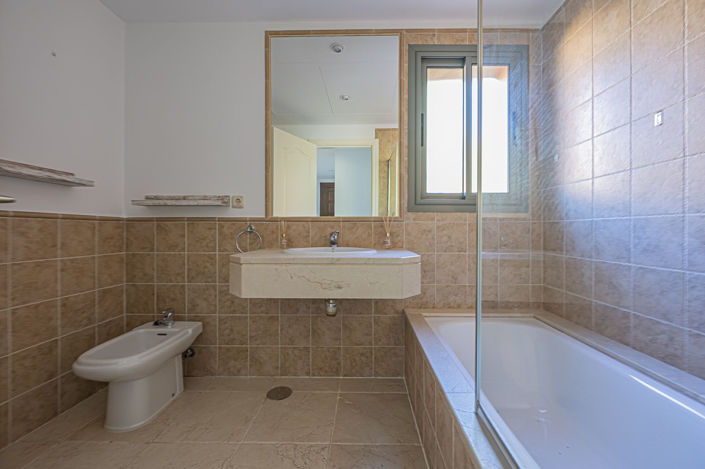 Image No.21-2 Bed Apartment for sale