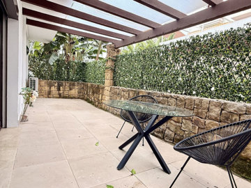 11-20939a0134ad724a8cb2a801094d15a4