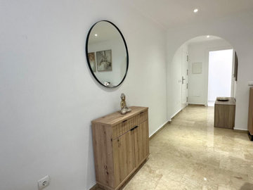 12-53013098fcab6c38b1379cd33298e050