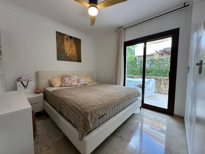 Image No.13-2 Bed Apartment for sale