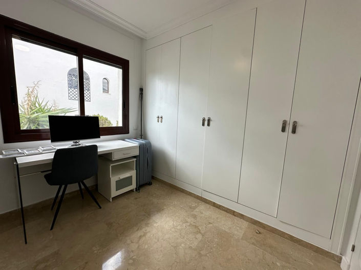 Image No.17-2 Bed Apartment for sale