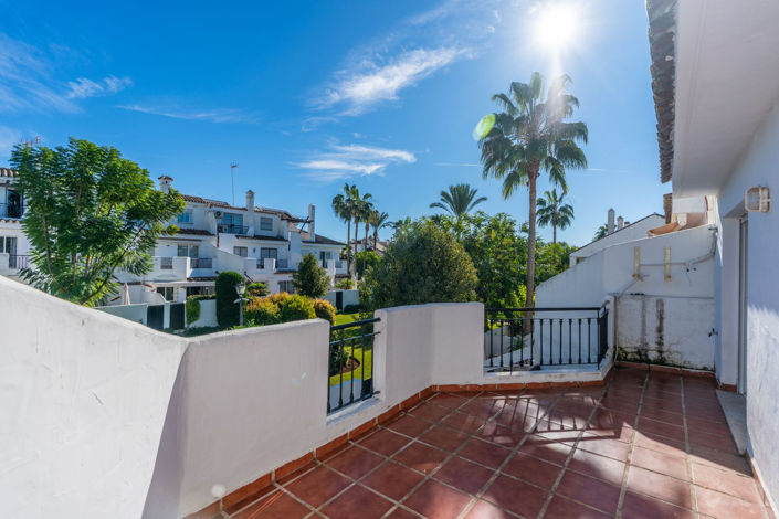 Image No.19-3 Bed Townhouse for sale