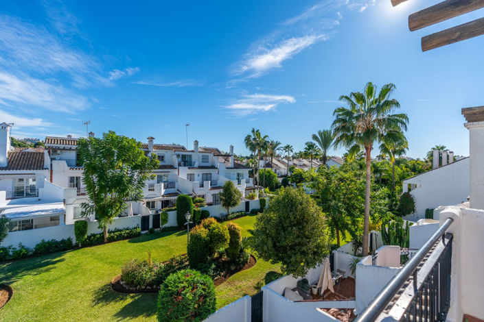 Image No.23-3 Bed Townhouse for sale