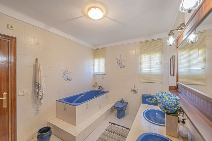 Image No.28-4 Bed Villa for sale