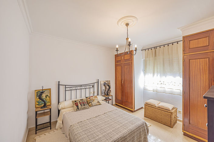 Image No.8-4 Bed Villa for sale