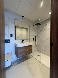 12-53013098fcab6c38b1379cd33298e050