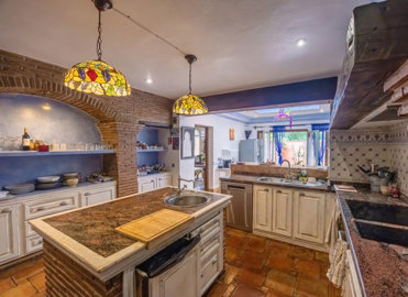 6-241328e1bcc9c0d8ce1222beb6c967a8