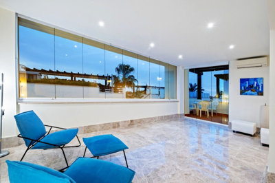 2-5bd7b9d04b45e33852eaf0ec6670150d