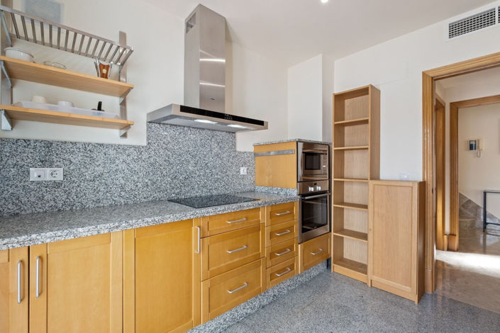 Image No.24-3 Bed Duplex for sale