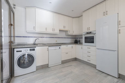 8-e64a9055bba3e77ac8aca3b893cdf826