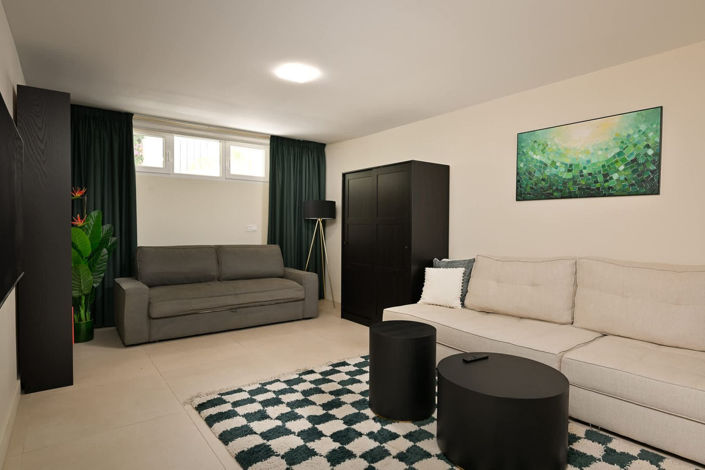 Image No.19-6 Bed Villa for sale