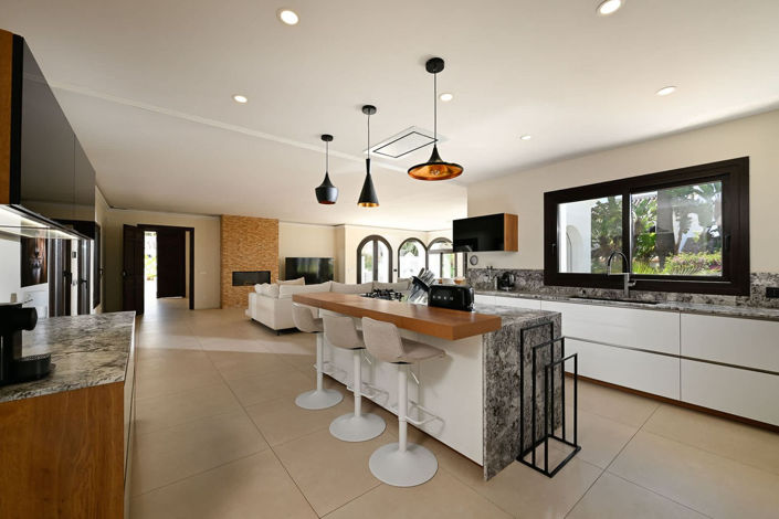 Image No.7-6 Bed Villa for sale