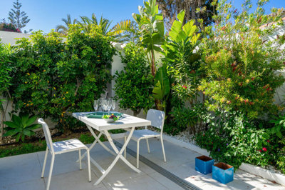 15-11d12f2f454f2f5e9b981fdd8b901d51