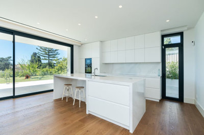 12-53013098fcab6c38b1379cd33298e050