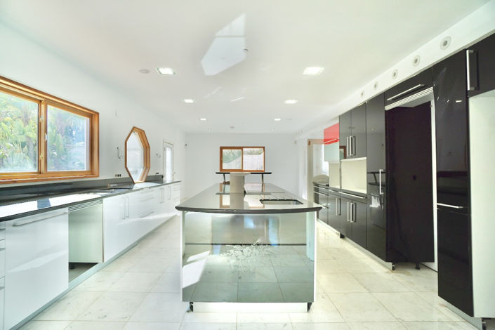 Image No.14-5 Bed Villa for sale