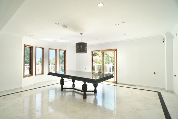 Image No.22-5 Bed Villa for sale