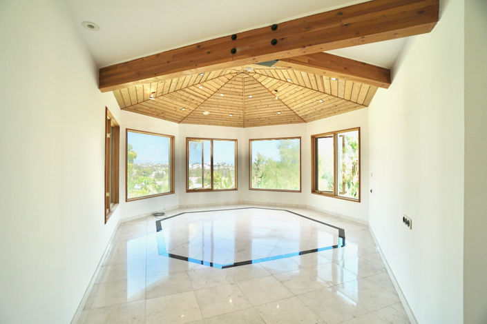 Image No.26-5 Bed Villa for sale