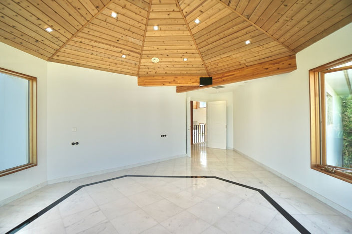 Image No.27-5 Bed Villa for sale