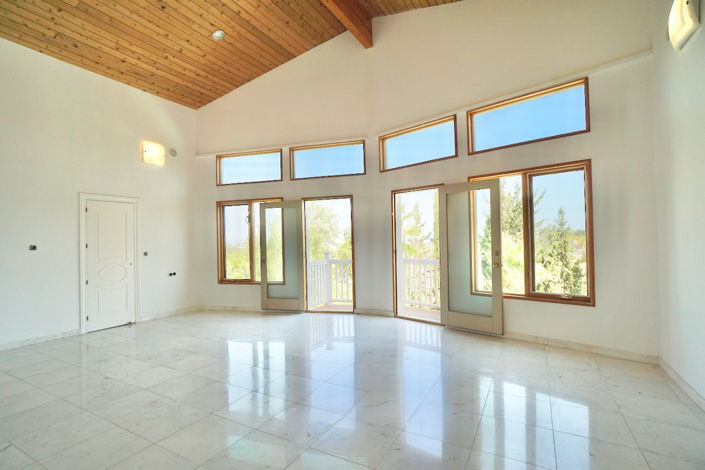 Image No.29-5 Bed Villa for sale