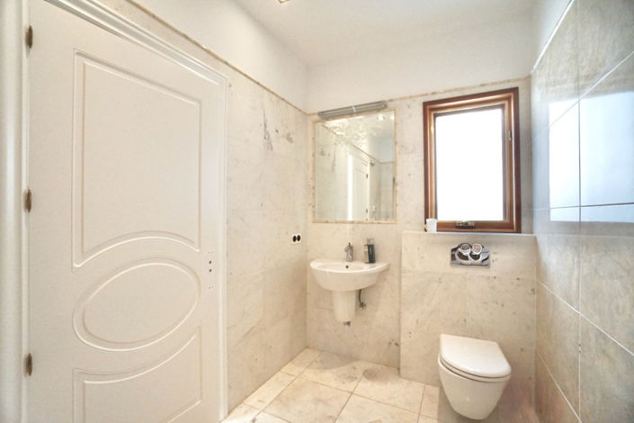 Image No.33-5 Bed Villa for sale