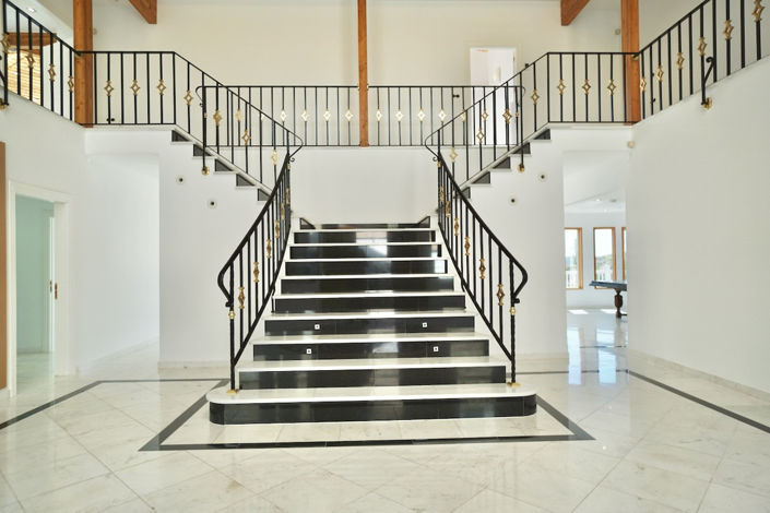 Image No.5-5 Bed Villa for sale