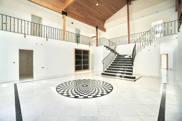 Image No.8-5 Bed Villa for sale