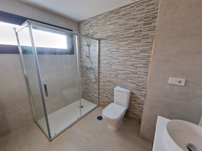 Image No.15-4 Bed Villa for sale