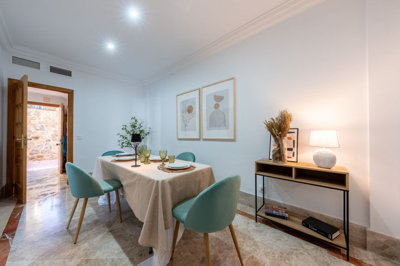 11-20939a0134ad724a8cb2a801094d15a4