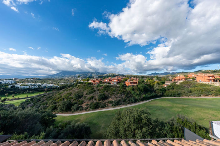 Image No.29-3 Bed Townhouse for sale