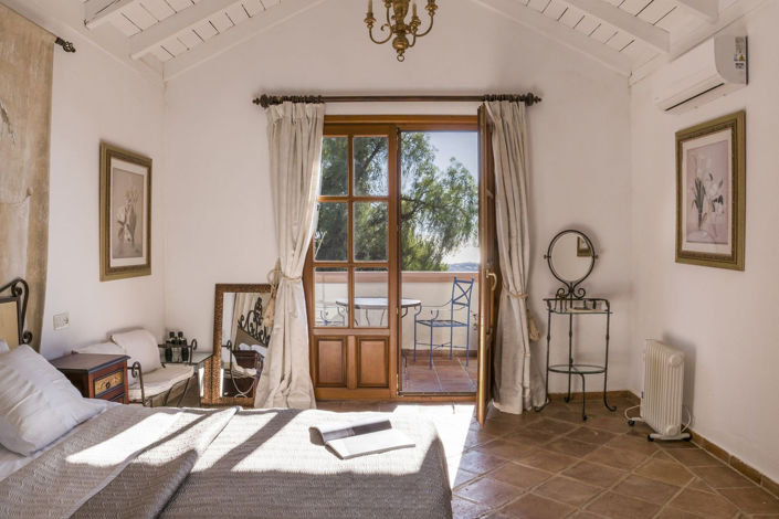 Image No.22-3 Bed Villa for sale