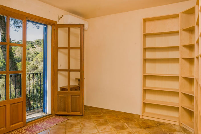 Image No.27-3 Bed Villa for sale