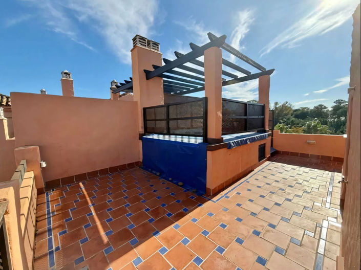 Image No.9-5 Bed Apartment for sale