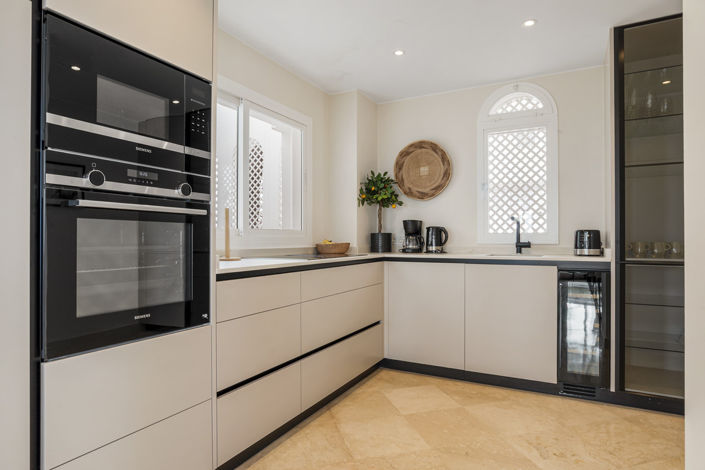 Image No.10-3 Bed Apartment for sale