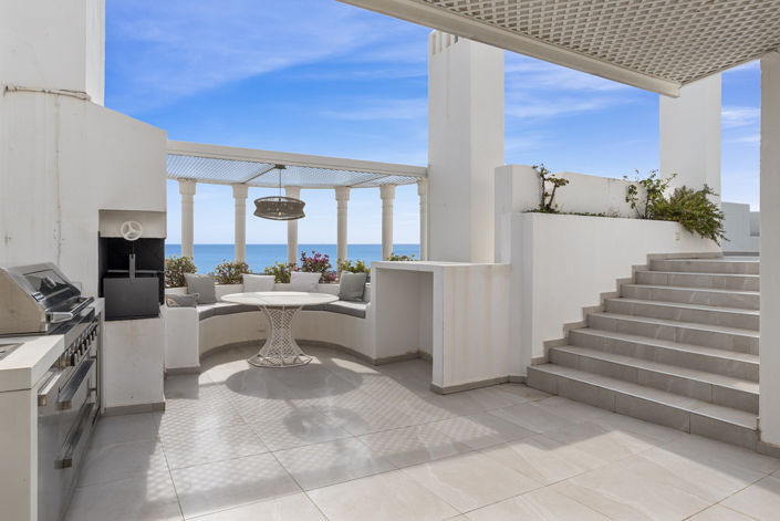 Image No.25-3 Bed Apartment for sale