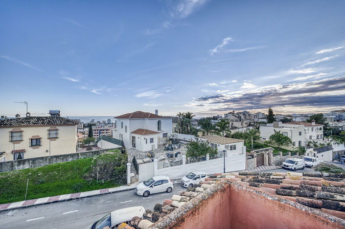 Image No.38-4 Bed Villa for sale