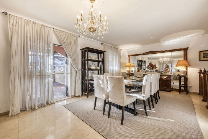 Image No.4-4 Bed Villa for sale