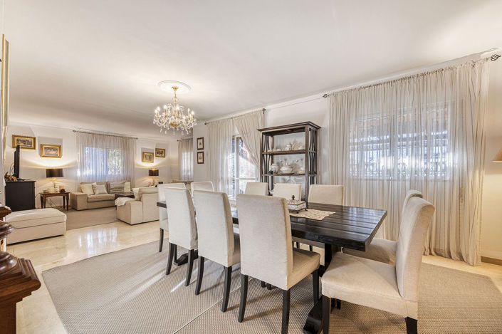 Image No.6-4 Bed Villa for sale