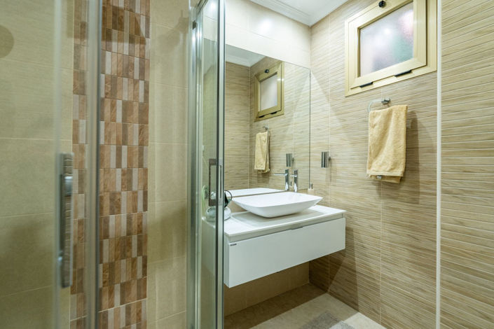 Image No.16-4 Bed Apartment for sale