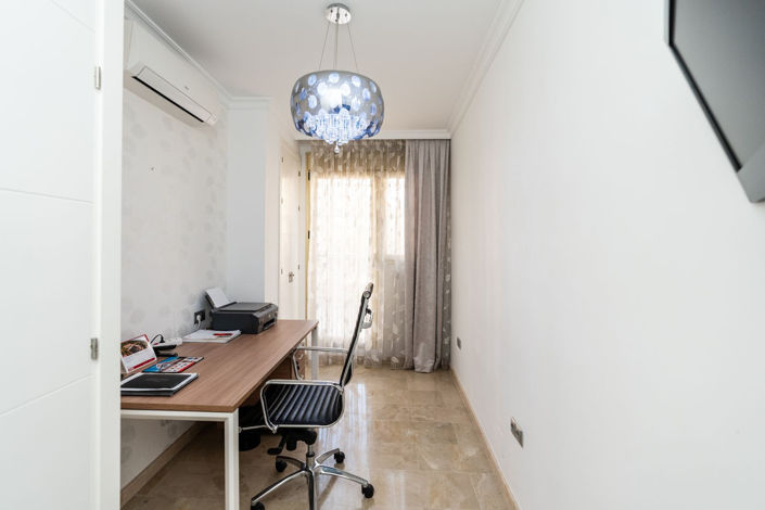 Image No.26-4 Bed Apartment for sale